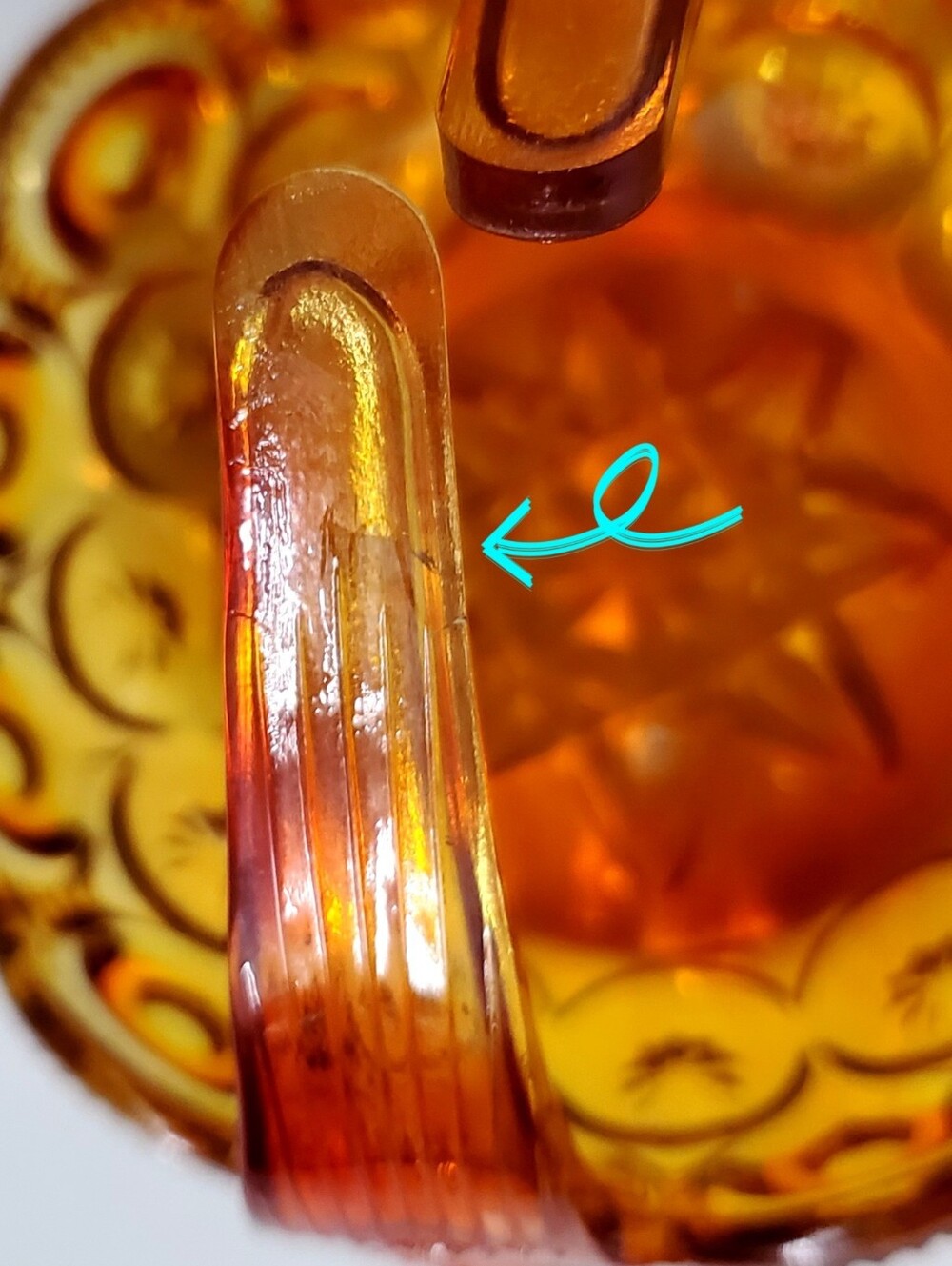 GLOWING Fire Amberina Moon & Star Split Handle Art Glass Basket - Picture 14 of 16